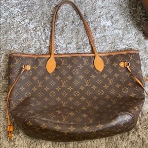 Authentic Neverfull MM Bag